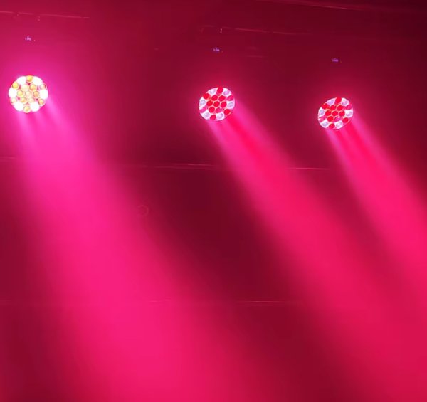 19 × 15 ワット RGBW 4in1 ビームウォッシュズームサークルコントロール LED ムービングヘッドライト 九州・福岡レンタル