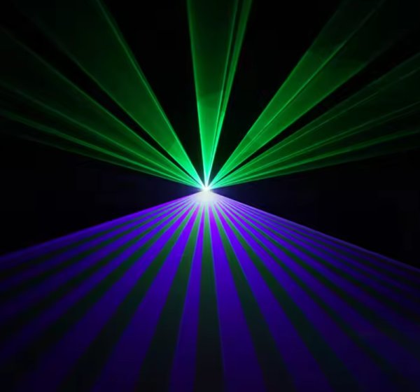 CONSTELLASER 防水 IP65 25 KPPS 6 ワットスキャンプロジェクターレーザーライト 九州・福岡レンタル