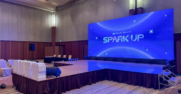 LEDビジョンレンタル（6.0m × 3.5m）｜福岡・九州対応